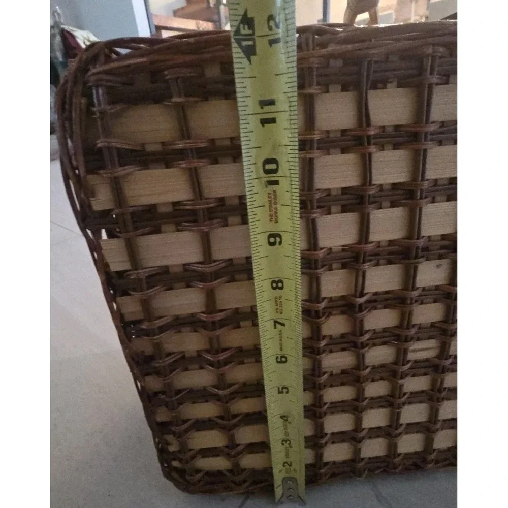 VTG‎ Wicker Picnic Basket Rattan Suitcase Style Leather Strap Weave Cottagecore